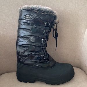 NIB Faux Fur Winter Boot